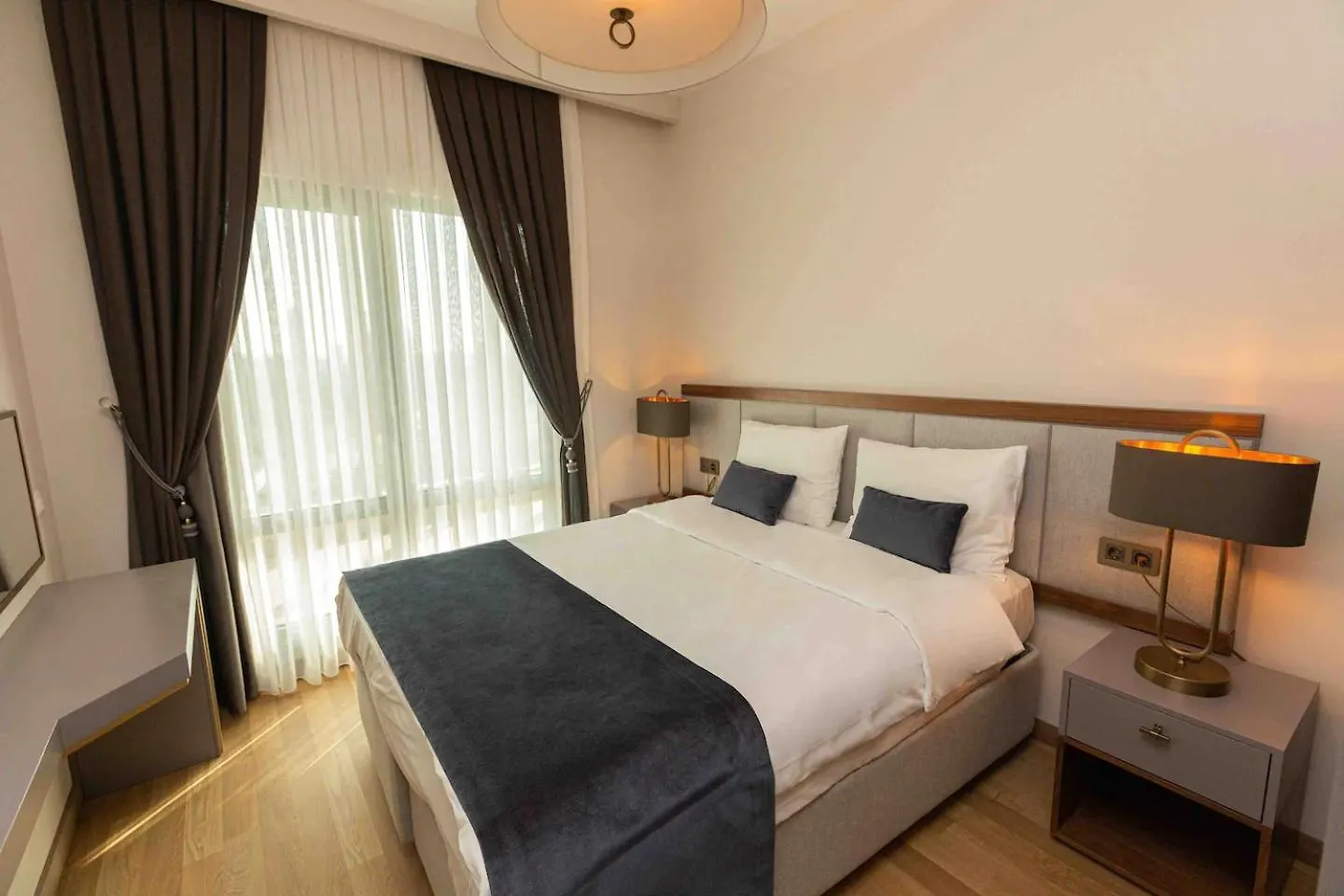 Apartment Luxurious Residence In Istanbul